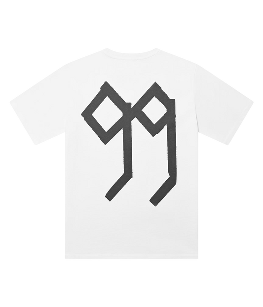 99, Hvid T-shirt